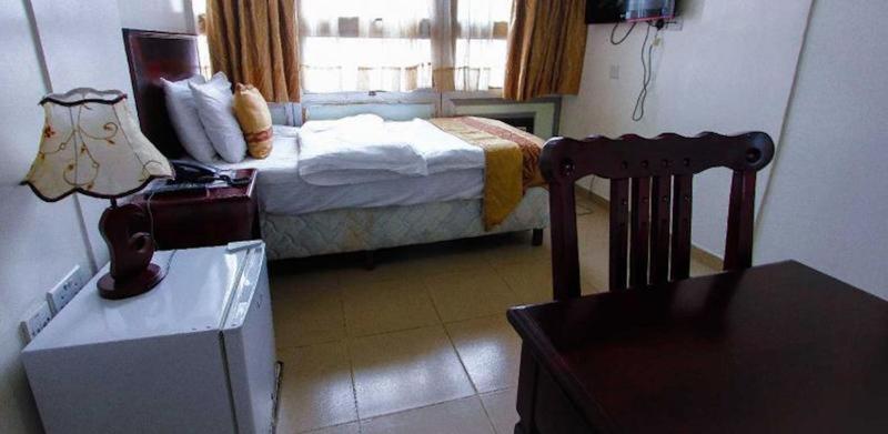Beni Hotel Lagos Exterior photo